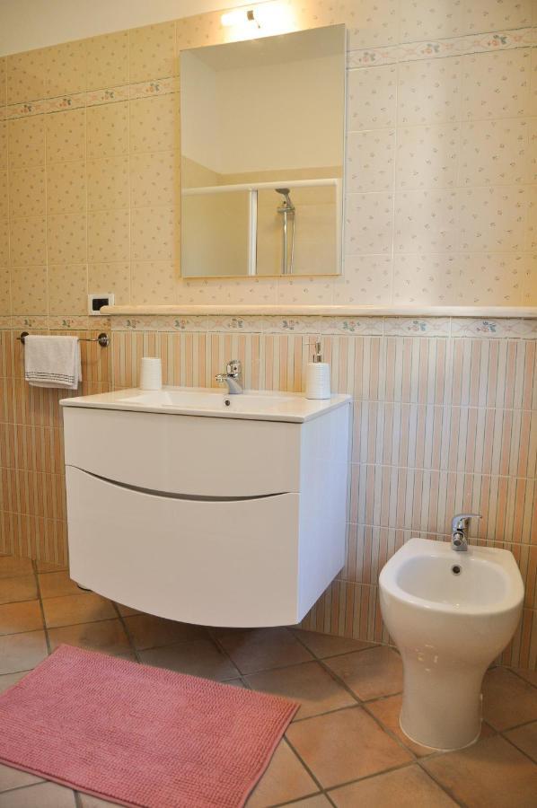 B&B Sarita'S Rooms Certosa di Pavia Zewnętrze zdjęcie
